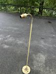 Golvlampa i mässing