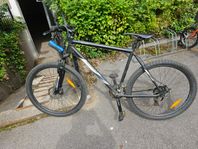 Cykel i bra skick, 27.5 tum – fungerar felfritt