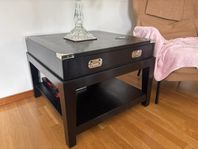 Newport Sidobord i sann new englandsstil