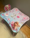 barn bord och 1 barn stol