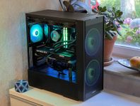 Lian Li gaming dator | 5070 TI | Intel Ultra 7 265k | 64GB