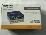 Switch NETGEAR ProSAFE GS105 oanvänd ny.