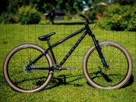 Dirt bike/Dirt Jumper NS Bikes Metropolis 3