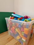 Duplo cirka 4 kg med olika byggsatser