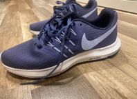 Skor från Nike - endast provade