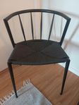 Fyra stycken designstolar, svarta, köksstolar, stapelbara
