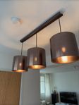Modern taklampa med 3 skärmar i metall-look