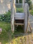 bortskänkes