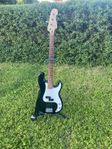 Fender Precision Bass (Player Series)