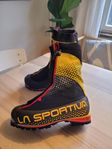 Klätterkängor La Sportiva G2 SM + Black Diamond hjälm