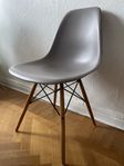 Vitra Eames DSW stol