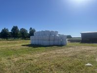 Torrhö / hösilage i rundbal 