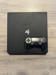 Sony PS4 Pro 1 TB med handkontroll, kablar och spel. 
