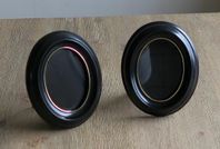 Äldre klassisk oval fotoram, bakelit med guldkant, vintage