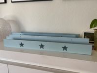 Vägghyllor/boklister
