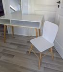 Skrivbord + stol för barn