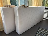 2 st 90x200 sängar