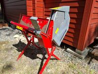 Vedkap samt hydraulisk vedklyv
