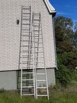 Tvådelad stege i aluminium, total längd ca: 10,5 meter