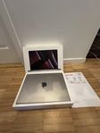 MacBook Pro 14