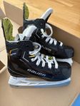 Bauer Skridskor Supreme M5 Pro Yth 13 D