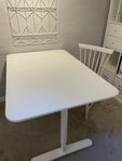Skrivbord i fint skick