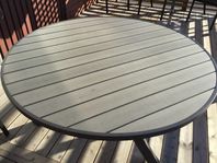 Modena utebord med plats för 8 personer.
