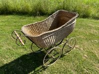 Barnvagn från tidigt 1900-tal