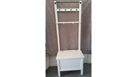 Ikea Hemnes förvaringsmöbel klädhängare hall badrum