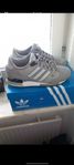 Adidas skor 