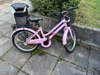 Välanvänd tjejcykel med 3 vxl. Ny sadel