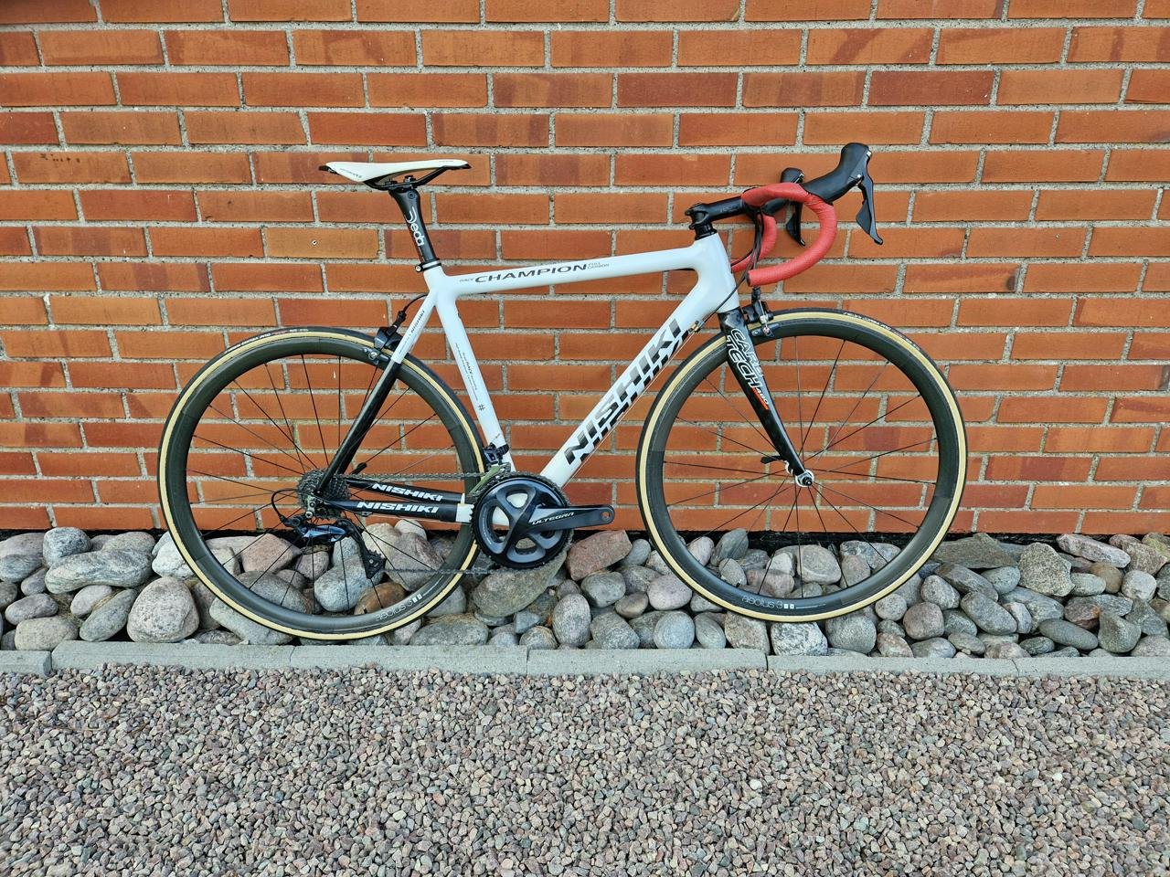Nishiki Champion Carbon med n...
