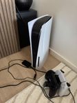 Playstation 5 disc med 2st kontroller och spel
