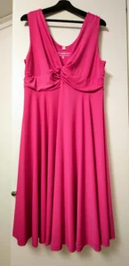 Cerise/rosa klänning, storlek L. BPC Selection.