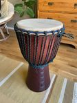 Autentisk trumma djembe