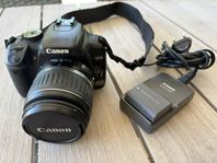 Canon EOS 400D med batteri och laddare