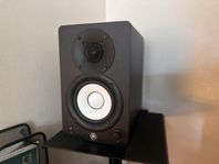 Yamaha HS4