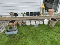 Krukor, trädgårdskrukor, lyktor, fågelbad, keramik