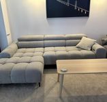 Lyxig divansoffa i teddymaterial