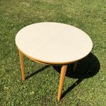 Retro köksbord