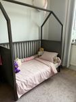 Stokke Home Bed barnsäng - anpassningsbar