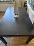 Ikea Bjursta bord bortskänkes 