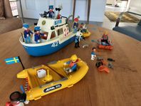 Vintage playmobil polisbåt och tillbehör
