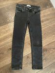 Jeans strl 116 från Lindex