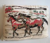 Broderad kudde