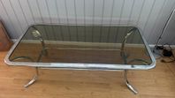 Soffbord och sideboard med glasskiva