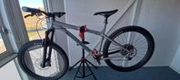 Nukeproof Scout 275