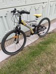 Pojkecykel 24