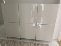 IKEA förvaringsmöbel med dörrar