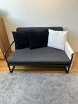 Ikea bäddsoffa, mörkgrå/svart